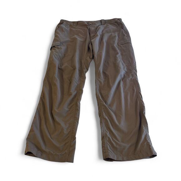 Columbia Omni Shade Pants Lightweight Men’s Size 42x34 (41x32.5) Hiking Casual - Picture 1 of 11